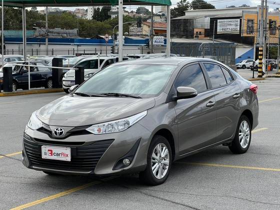 TOYOTA YARIS 1.5 16V FLEX SEDAN XL PLUS TECH MULTIDRIVE TOYOTA YARIS 1.5 16V FLEX SEDAN XL PLUS TECH MULTIDRIVE